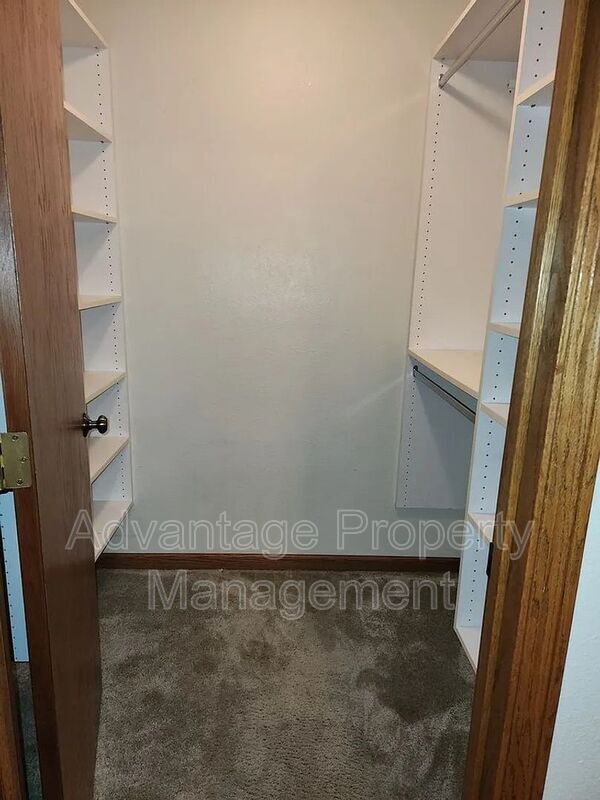 Photo - 494 Nandina St