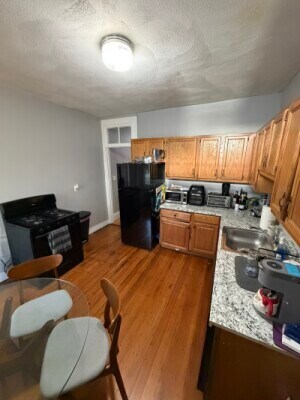 Photo - 121 Hillside St