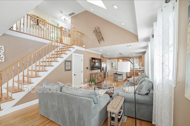 Photo - 69 Jaques St