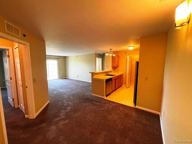 Photo - 15200 Silver Pkwy Unit 304