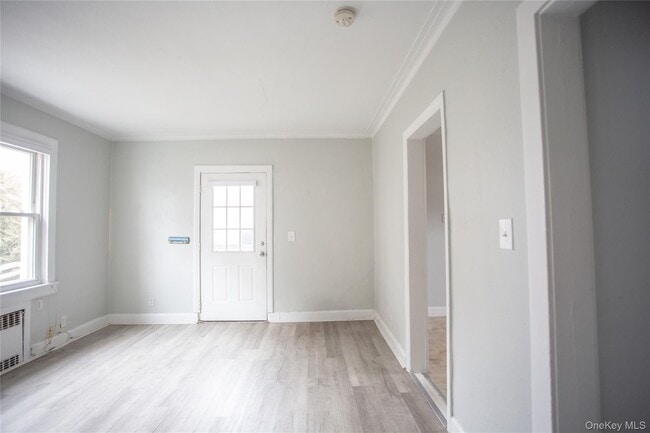 Photo - 359 E Chester St