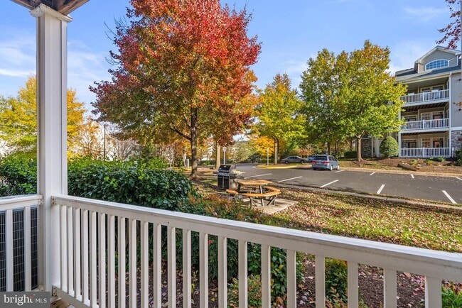 Building Photo - 501 Sunset View Terrace SE Unit 101