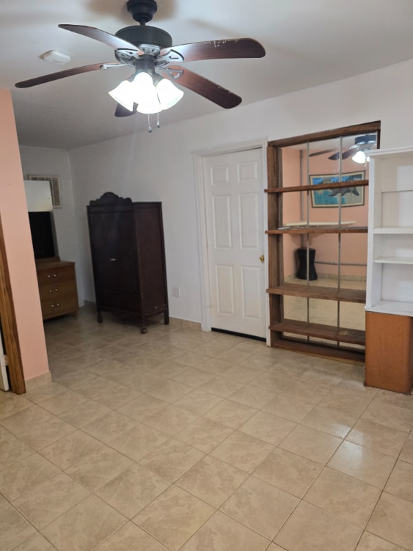 Photo - 324 S French Broad Ave Unit Back Apartment