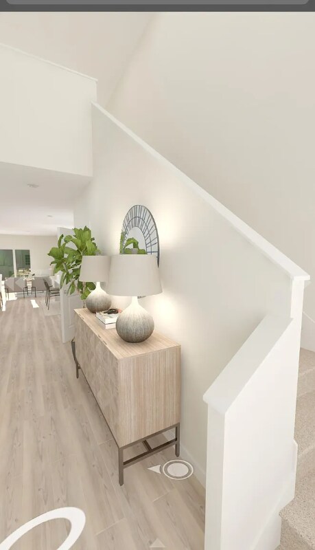 Photo - 817 Delft Way