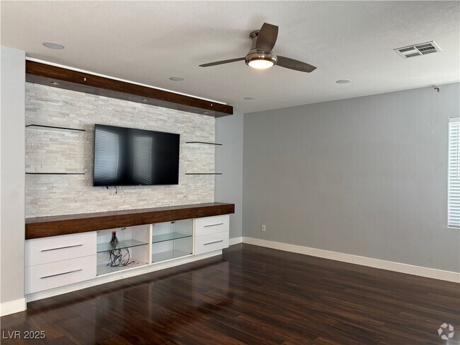 Building Photo - 4912 Capo Gallo St Rental