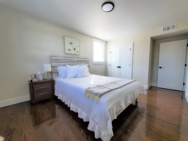 Photo - Parkview Manor