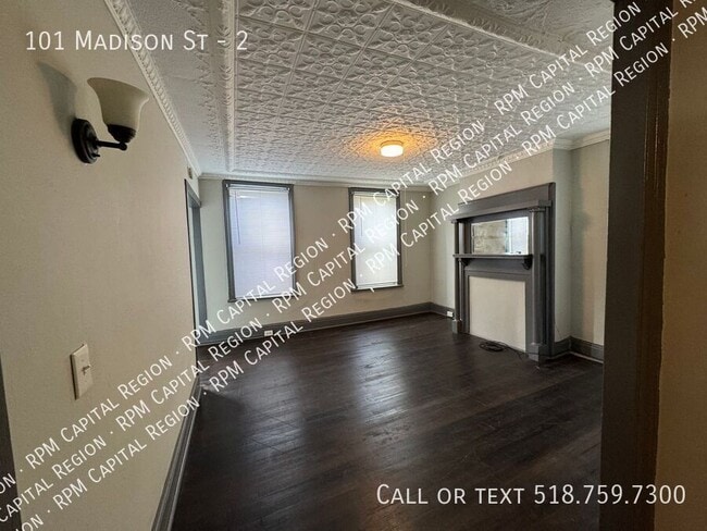 Building Photo - 101 Madison St Unit 2 Rental