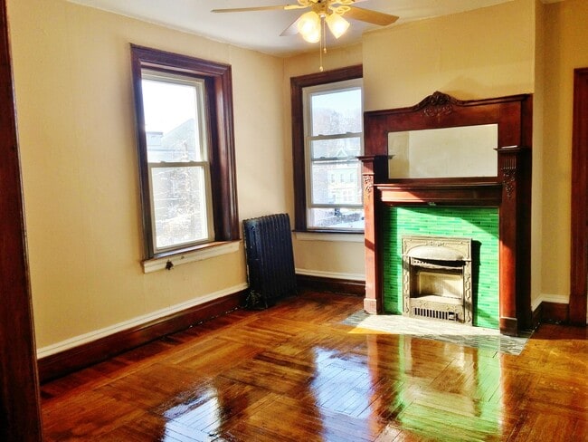 Photo - East Liberty - Apartments For Rent In Pittsburgh Unit 2