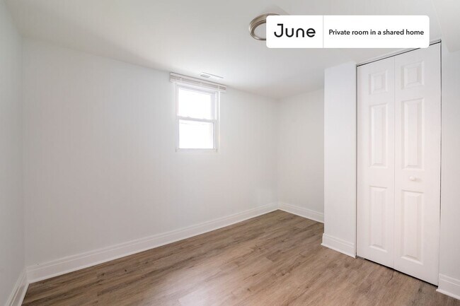 Photo - Room in Shared 4 bed/2 bath home Unidad A