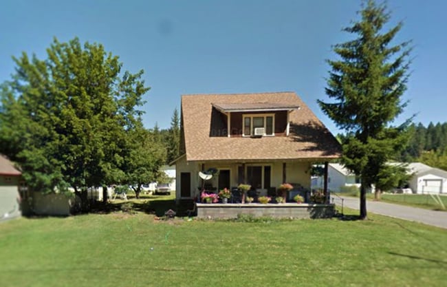 Building Photo - 2321 E French Gulch Rd
