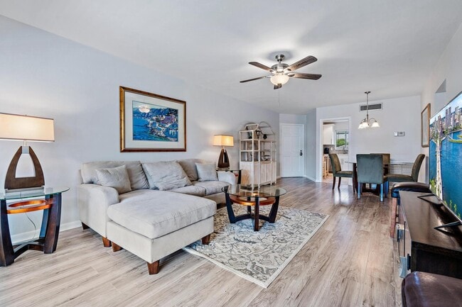 Photo - 6 Garden St Unit 205p