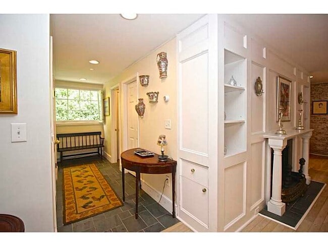 Photo - 434 Bellevue Ave