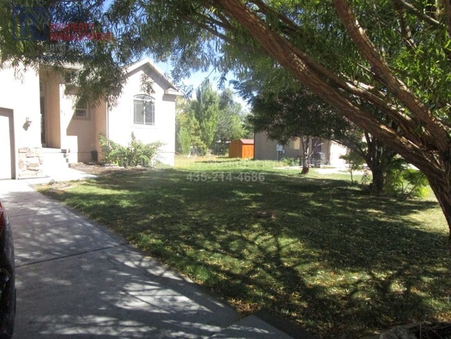 Beautiful 6 bedroom, 3 Bath, 3 Car Garage ... - Beautiful 6 bedroom, 3 Bath, 3 Car Garage ... Casa