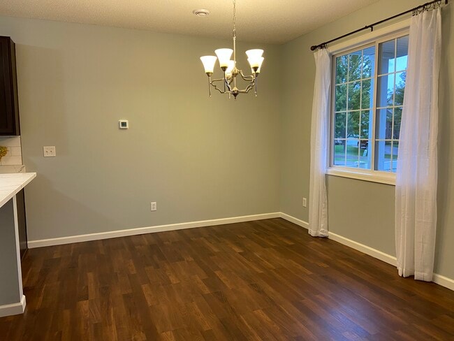 Photo - 202 River Woods Dr