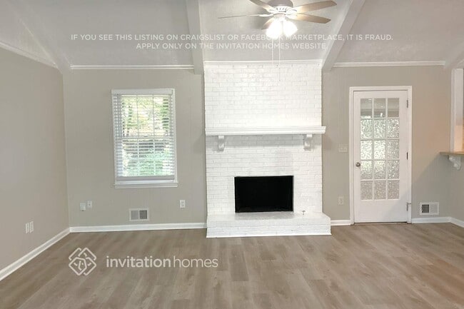 Photo - 1734 Lamancha Dr NW