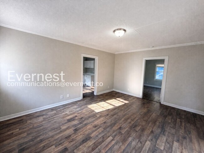 Photo - 3912 39th Ave N