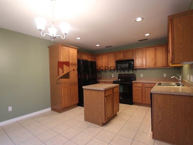 Photo - Available! 3 Bedroom Home in Flint!