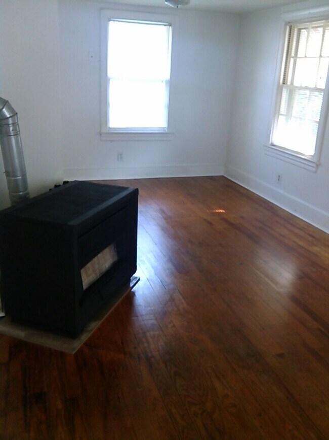 Photo - 120 S Graham St Unit A