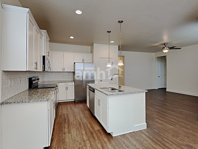 Photo - 280 E Sicily Dr