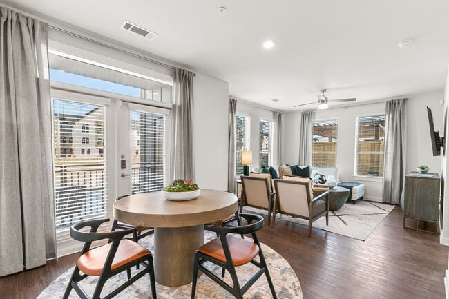 Photo - The Sarah at Lake Houston