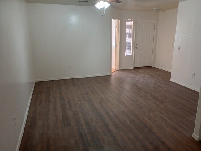 Photo - W Mystery Drive