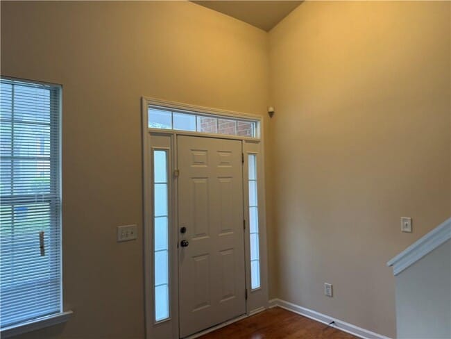 Photo - 2090 Atkinson Park Dr NW