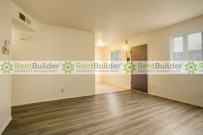 Photo - 12124 Menaul Blvd NE Unit C