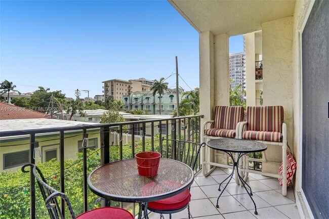 Photo - 400 N Riverside Dr Unit 214