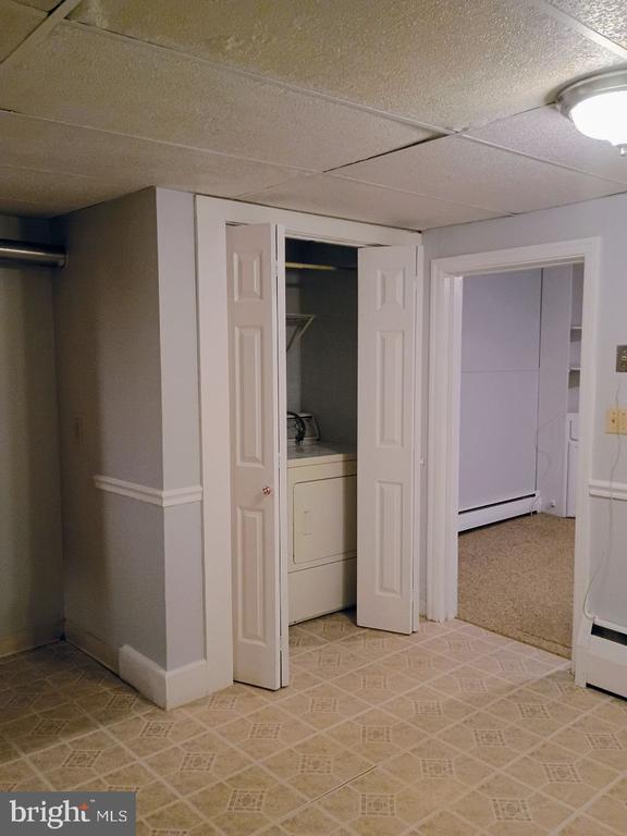 Photo - 19 W Locust St