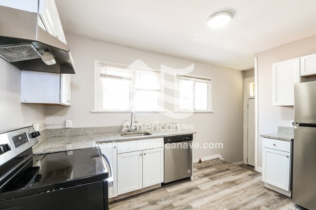 Photo - 3834 Missouri Ave