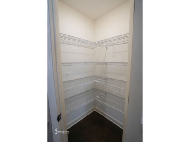 Photo - 346 Wolf Grove Ln