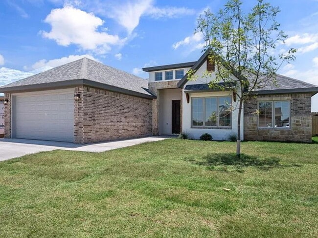 Photo - Bright, Open 4-bedroom, 2-bathroom Home!!