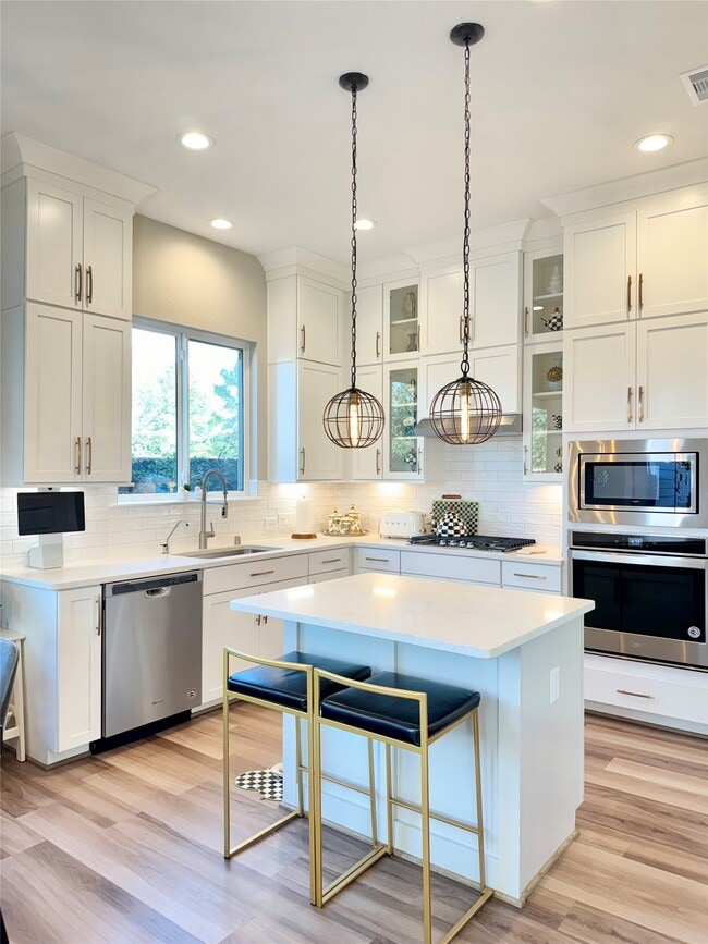 Building Photo - 3110 Meadow Maker Ln