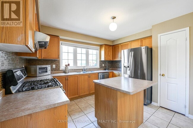 Photo - 14 Middlecote Dr