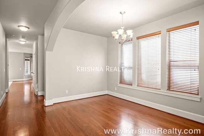 Photo - 11322 NW Kimble Ct