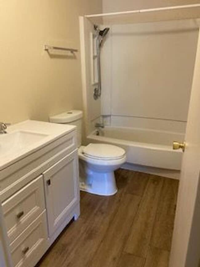 Photo - 3627 Gypsum Rd