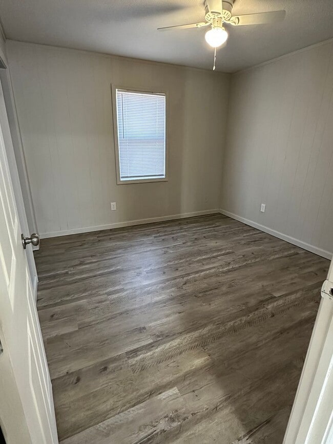 601 Magnolia Dr Unit 2