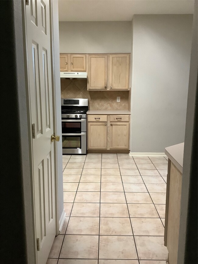 Photo - 18215 Major Glen Cir