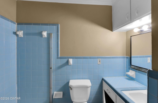 Photo - 927 E College St