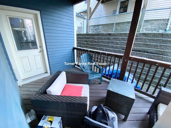 Photo - 178 Hillside St Unit 1