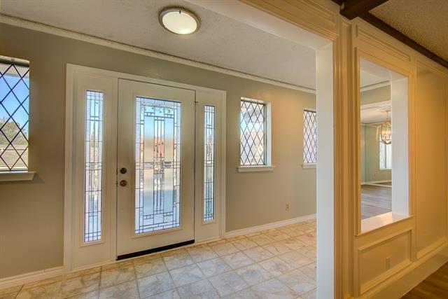 Photo - 225 Sovereign Ct