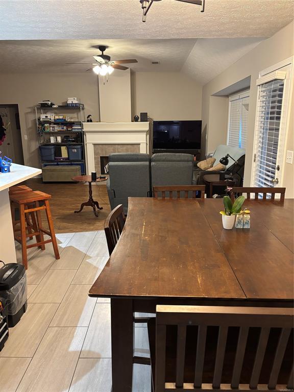 Photo - 1136 Hallwood Ln