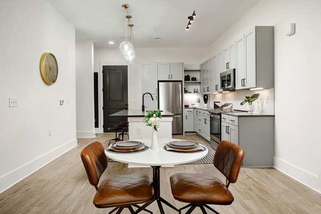 Photo - Vintage Edge Nashville