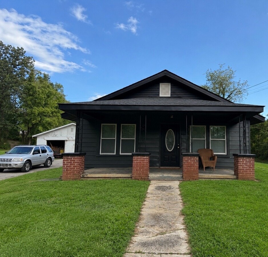 Photo - 303 Cedar Grove Rd