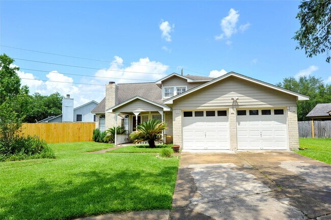 Photo - Kempwood Drive, Sugar Land, TX 77479 - 3 BR 2.5 BA single-family home