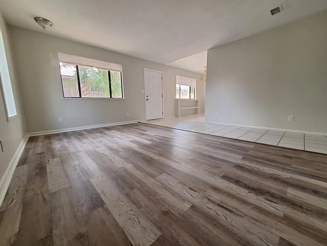 Building Photo - 6221 Pinetree Ave Rental