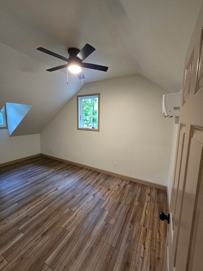 Photo - 135 Doe Fork Ln