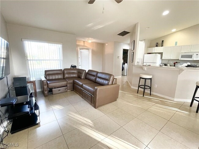 Photo - 306 SW 24th Ave