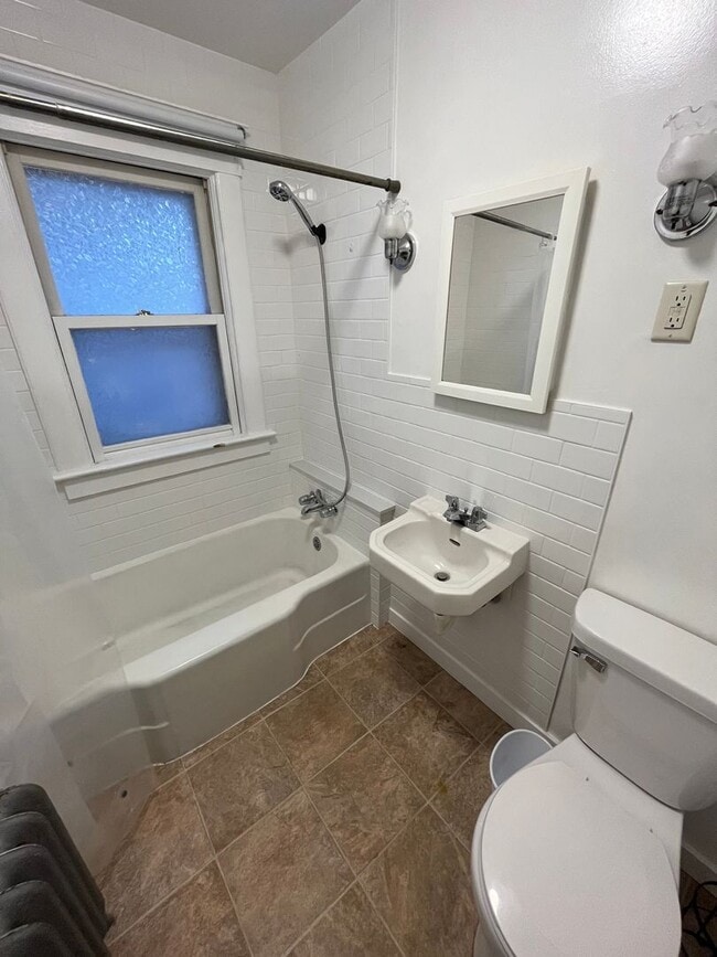 Photo - 1029 Spafford Ave Unit #2