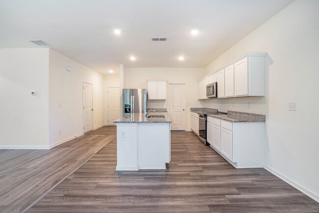 Photo - 1026 Feldman Chase